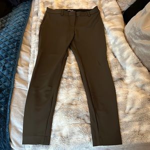 Express skinny ankle pant, size 4R, olive green.